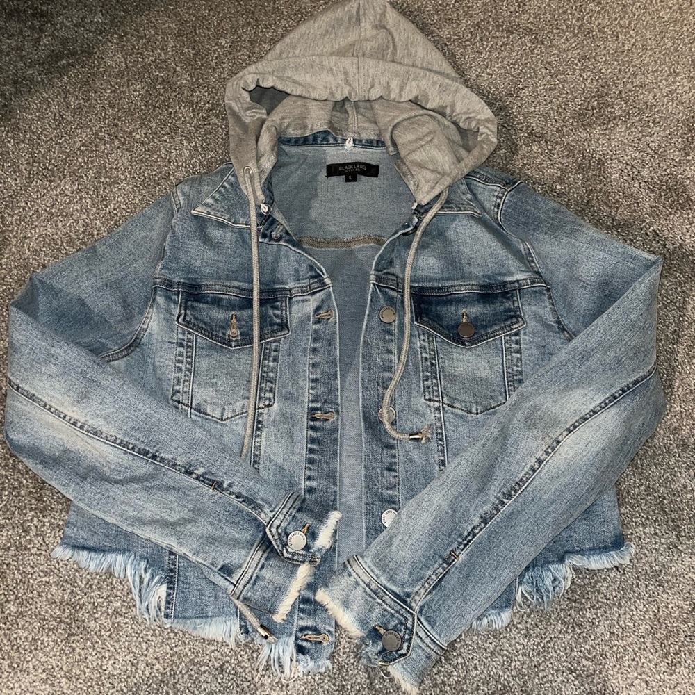 Black label cropped denim jacket